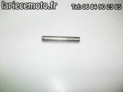 1046-Axe de patin tendeur de distribution YAMAHA R1 RN014