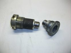 1114-Vis pivot de réglage de bras oscillant HONDA 750 VFC RC28