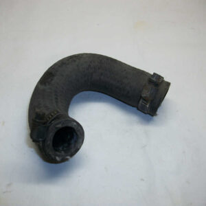 1138-Durite d'eau bas de cadre (coudée) HONDA 750 VFC RC28