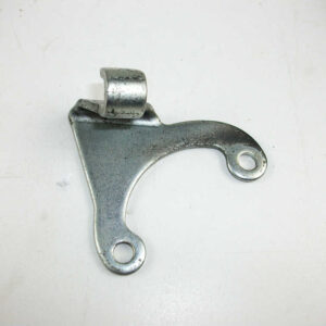 1359-Guide butee de cable d'embrayage