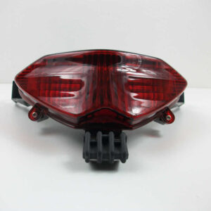 1531-Feu rouge Suzuki GSF 650 BANDIT