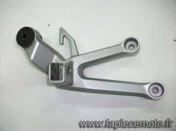 274-Platine de repose pied SUZUKI 650 SV K7 ABS