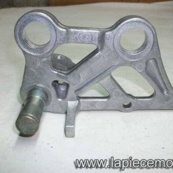 370a-Platine de repose pied pilote droite CBR 600 (Honda ref