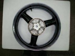 427-Roue arrière SUZUKI 650 SV K7 ABS