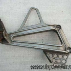 698-Platine repose pied passager gauche HONDA NX 650 Dominator