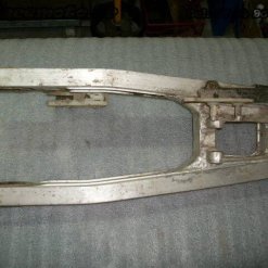 762a-Bras oscillant HONDA 500 CR - 84