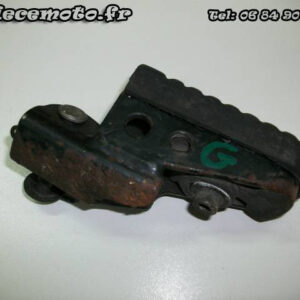 797-Repose pied pilote gauche HONDA 125 CLR Cityfly