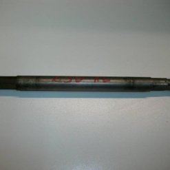 913-Axe de roue arriere HONDA 250 XL